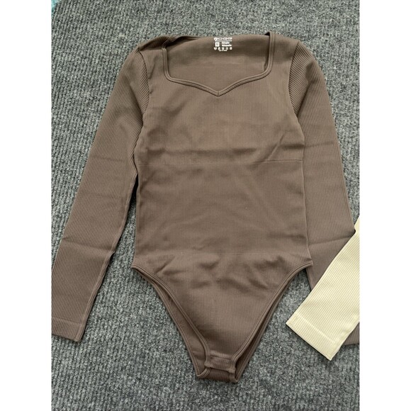 OQQ Two Piece Bodysuits Small Slimming Ribbed One Piece V-Neck Long Sleeve NEW - Picture 4 of 7